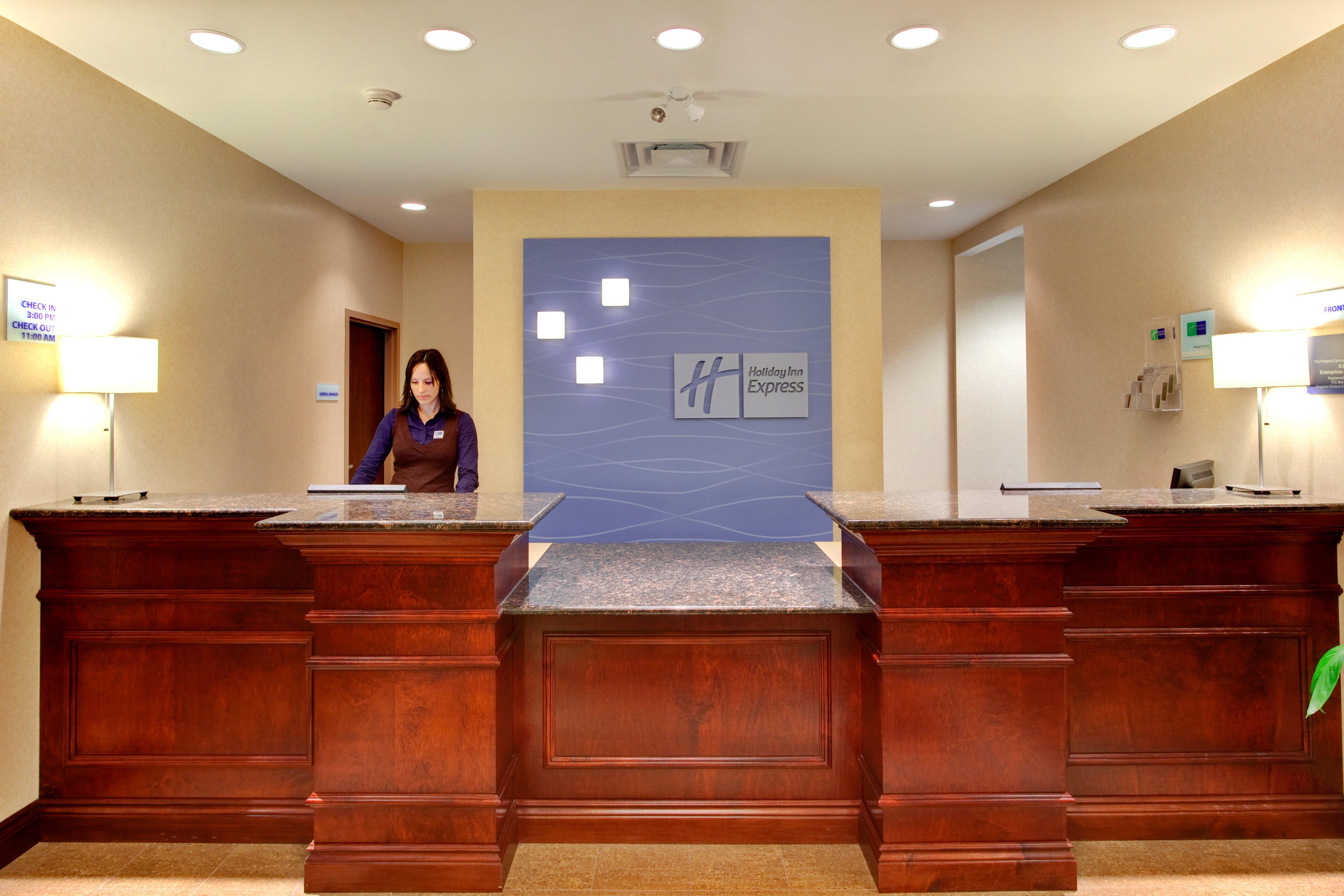 Holiday Inn Express Hotel & Suites Brockville By Ihg Dalaman gambar