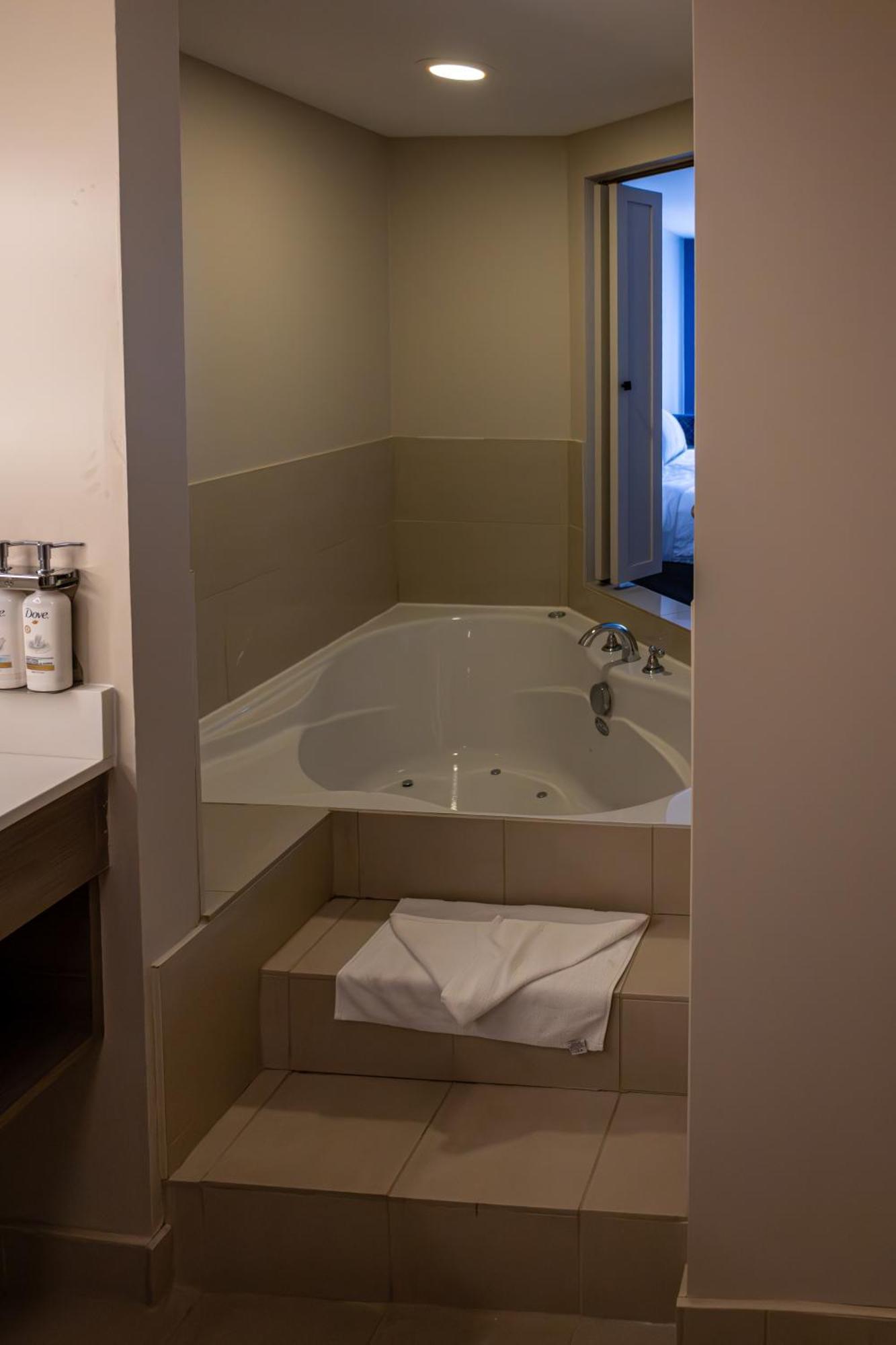 Holiday Inn Express Hotel & Suites Brockville By Ihg Luaran gambar